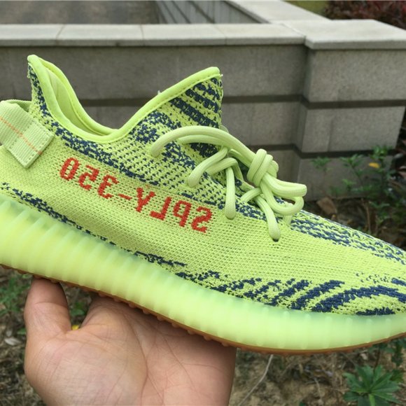 Yeezy 350 Boost main image 4
